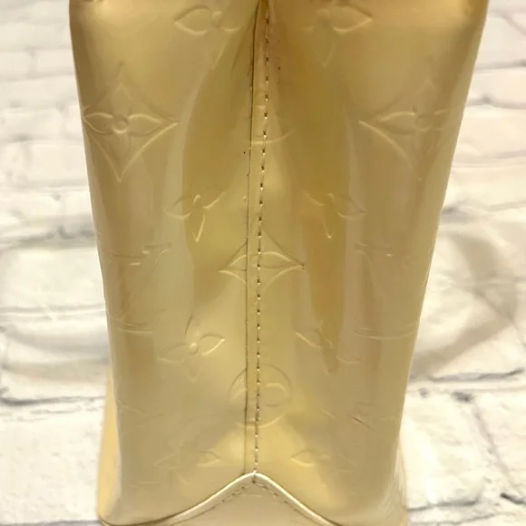 Louis Vuitton Vernis Reade PM Yellow Tote - EUC - Picture 9 of 15